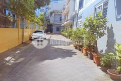 65m2 4 tầng hẻm 8m cmt8 chính chủ 1 đời cần bán giá 8 tỷ nhỏ