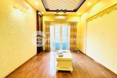 Bán nhà phố võ chí công,thông sàn, ngõ rộng,kinh doanh. dt 35m2, mt 4m. giá4.29tỷ