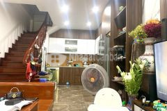 Chủ nhà cần bán căn nhà 51m, trung kính, cầu giấy 0569766799