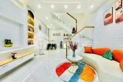 Dương bá trạc con đường sầm uất quận 8 nhà 3 tầng..ngang 3.73m.. nở hậu 7.65m vừa ở vừa có dòng ti