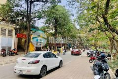 Bán nhà phố trần huy liệu 120m2 mặt tiền 10m kinh doanh khách sạn gần hồ giảng võ