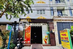 Khách sạn mặt tiền tên lửa 5x20 5 tầng 15 phòng 100trth giá 12 tỷ tl