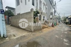 Bán nhà hẻm đường 882 phường phú hữu tp thủ đức