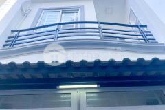 Hxh tới nhà thông p1 phú nhuận 4 tầng nhà đẹp như hình, 3 pn sổ vuông nở hậu 4.25 tỷ.