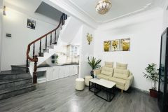 2.75 tỷ 27m2 nhà mới tinh 4 tầng mặt tiền rộng ở ngay phố trung phụng