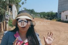 Chính chủ kẹt tiền cần bán gấp 11 mét mt đ. minh thắng quang minh 32m, đang đổ nhựa, lh 0905459039