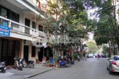 Chỉ với 17 tỷ có ngay nhà mp vĩnh phúc 60mx5 tầng, oto vào, kd