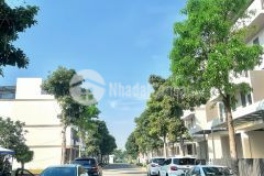 Sở hữu ngay nhà phố ven sông 1 trệt, 2 lầu, sân thượng chỉ với 740 triệu sổ hồng riêng