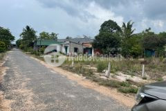 Cần bán gấp lô đất full thổ cư vị trí xã thạnh bình, tân biên, tây ninh, giá 300 tr bao sổ