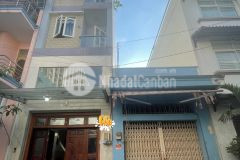 Nhà cũ 2 tầng tiện xây mới, vị trí đẹp ngay ngã ba mũi tàu giao với âu cơ, sát vách tân bình.