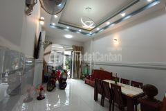 Gấp bán nhà nguyễn đình chiểu quận 3 4tầng chỉ nhỉnh 5tỷ.