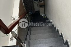 Nhà mới xây song còn thơm mùi sơn. 2 mặt