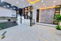 Một căn duy nhất độc lập cạnh đhqg, đh sư phạm. gần phố xuân thủy, cầu giấy.37m25t,giá 5,7 tỷ