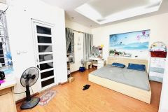 Chính chủ bán nhà riêng quận hoàng mai 4 tầng mt 5,5 nhỉnh 2 tỷ.