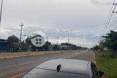 Vị trí rất đẹp, nằm gần đoạn kđt cát tường phú thành và đường cao bá quát. dt 5 x 30m, thổ cư 100m