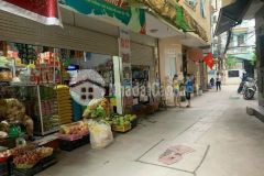 Bán nhà bằng liệt 38m2 x 5 tầng x 2ty 8, 200m ra linh đàm, 500m ra trường học chợ,,,,