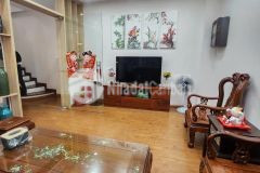 Bán nhà lạc long quân ngay gần hồ tây, ô tô đỗ cửa, 75m2. 9,5 tỷ