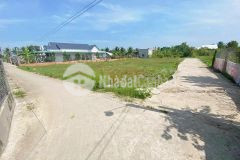 Bán vài nền thổ cư 100 đường oto huyện 90c giá chỉ 390tr mỹ lương mỹ phong tiền giang