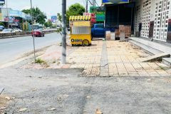 Cho thuê mặt bằng vĩa hè rộng 150m2 ngay cổng khu trọ 60 phòng, p.hưng lợi