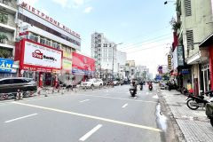 Góc 2 mt đường lớn phan đăng lưu nguyễn văn đậu, 10.5x18m 160m2 hđt 170trtháng, giá 68 tỷ tl