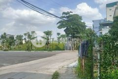 Thửa đất hiếm ngọc thụy, mặt tiền rộng, ô tô đỗ cửa, ngõ thông, sát công viên,