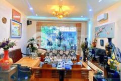 Bán nhà phân lô nở hậu quận cầu giấy, gần phố, mt to, ô tô tránh, vỉa hè, kinh doanh đỉnh.