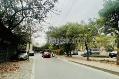 Bán căn 6 tầng thang tđc tứ hiệp đường ô tô tránh vỉa hè hơn 8 tỷ.