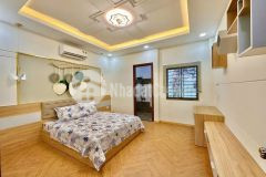 Nhà đẹp huỳnh văn nghệ 4.2 x 16, đúc 4 tấm st, xe hơi thông vào ở ngay