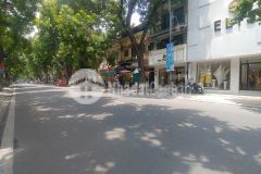 Bán nhà mặt phố bà triệu 260m2 x mt 9m, vị trí vàng ngã 4 bà triệu trần nhân tông