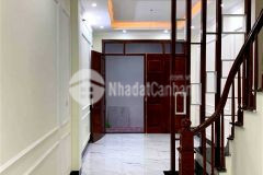 Bán nhà xây mới giải phóng 40m2, 5 tầng hiện đại, nhỉnh 5 tỷ, quận hoàng mai