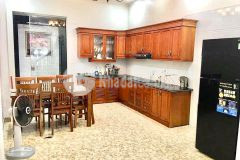 Cho thuê nhà nguyên căn 4 tầng mặt đường tô vũ đi lối 193 văn cao vào.