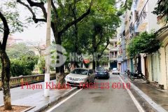 Cần bán nhà trung tâm quận cầu giấy, 36m2, mt 6m, 3 tầng, 6 tỷ.