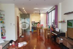 Bán nhà tôn đức thắng 50m2, oto qua, kd 10m ra phố.