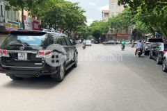 Bán gấp nhà mặt phố cổ ngọc lâm 280m mt7m, đẹp nhất phố, vỉa hè rộng, tiện ích vô vàn.