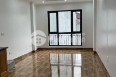 Mặt ngõ nông, ở ngay, khu dân trí cao, bán nhà đông tác