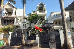 Bán nhà phố hxh chợ 339 đỗ xuân hợp q9, 130m2, shr, 9.3 tỷ. lh0903042937.