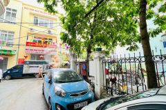 Bán gấp nhà lạc long quân, dt 34m x 4 tầng, ngõ ô tô. giá 4,259 tỷ