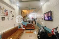 Ban nha đinh công nha đep ngo nông rông thoang gân ô tô