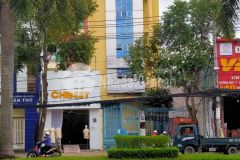 Cho thuê nhà 4 lầu 2 mặt tiền đường 32 gần đại học cần thơ phường hưng lợi quận ninh kiều thành phố