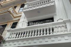 Nhà mới bồ đề nội thất vip ô tô đỗ cửa thoáng trước sau