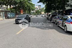 Nhà vip lâm hạ 100m 3t mt8m, sát phố, 2 thoáng, ô tô tránh, view vườn hoa, kinh doanh.