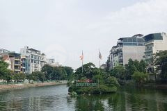 Nhà mặt phố vũ miên quận tây hồ. view hồ, kinh doanh,ô tô đỗ ngày đêm 50m2 x 5m mặt tiền x 28 tỷ