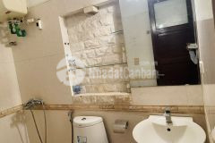 Cho thuê nhà phố vọng, dt 60m x 4 tầng 1 tum, mt 5m, ngõ ô tô tránh, kdoanh sạch sẽ, giá 23 triệu