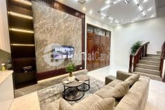 Bán nhà lô góc 3 mặt thoáng,yên hoà cầu giấy 40m2 x 4tầng, kinh doanh nhỏ, 20m ra phố, giá 5.35 tỷ