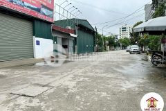 Cho thuê nhà 100m2 mt 6,5m uy nỗ đông anh đường rộng ô tô tránh khu vực trung tâm giá 4trtháng