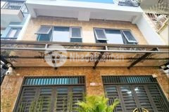 Bán gấp tòa ccmn hai bà trưng dthu hơn 2 tỷnăm phố tạ quang bửu sát vách đại học bách khoa