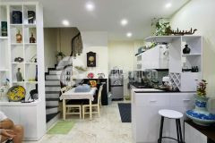 Chính chủ nhà,ngọc thụy long biên 5 tầng mt4,4m trước nhà ôtô tránh lô góc 32m² nhỉnh 4 tỷ