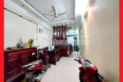 Bán nhà lĩnh nam, 2 thoáng, sđcc, 61m2x4t, nhỉnh 4 tỷ.