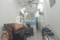 Nhà đẹp long lanh ngõ cát linh, giá 8 tỷ, 40.3 m2 x4t, ở luôn, ô tô đỗ ảnh thật