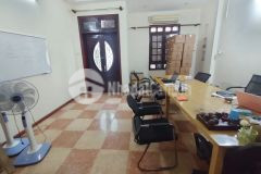 Bán nhà trương định 43m2. mt 5m. oto 7 chỗ vào 5.7 tỷ